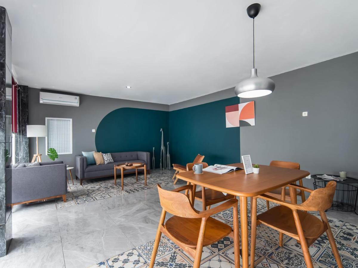 Cove Accordia Residence Джакарта Экстерьер фото